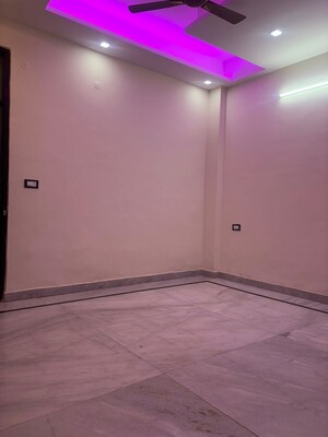 Room in 3 BHK Builder Floor at Vasundhara Sector 1 – for Sale