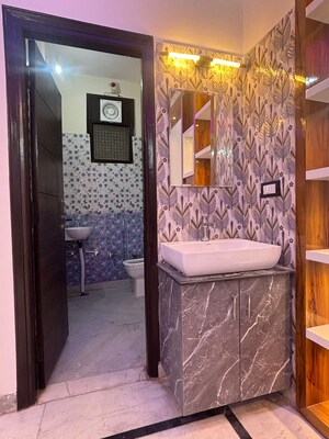 Bathroom in 3 BHK Builder Floor at Vasundhara Sector 1 – for Sale