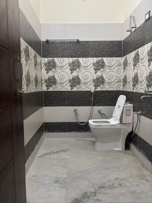 Kitchen in 3 BHK Builder Floor at Vasundhara Sector 1 – for Sale