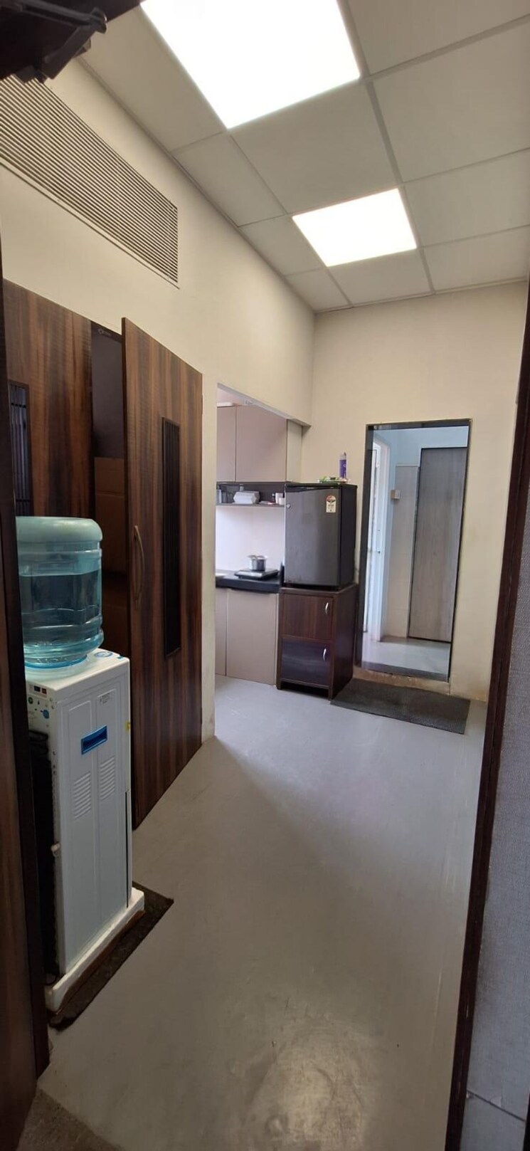 Room, mathuradas-mill-compound Commercial Office Space 2000 Sq.Ft. In Lower Parel Mumbai 8826949