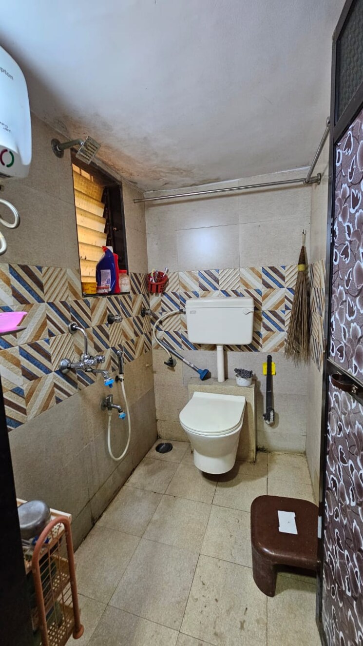 Bathroom, shree-sai-darshan-kumbharkhan-pada 1 Bedroom 475 Sq.Ft. Apartment In Kumbharkhan Pada Thane 8826954