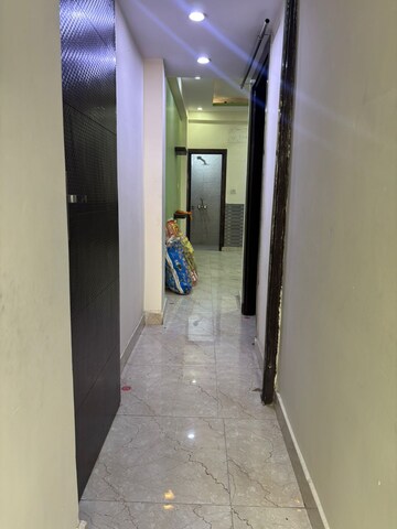 Building Lobby in 2 BHK Builder Floor at RWA Vasundhara Sector 4A, Vasundhara Sector 4 – for Sale