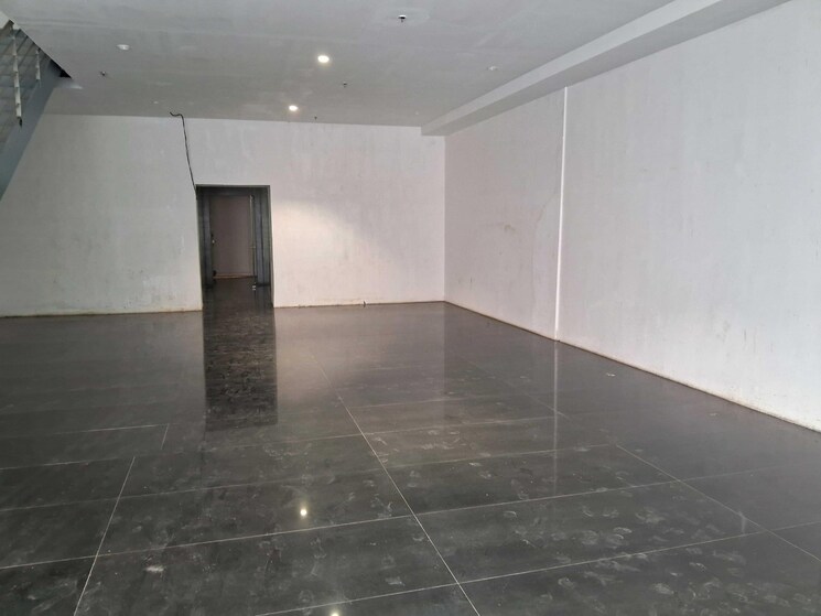 Room, sai-sadan-lower-parel Commercial Office Space 3800 Sq.Ft. In Lower Parel Mumbai 8826956