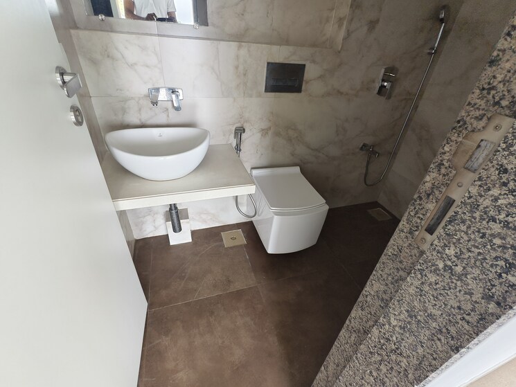 Bathroom, kanakia-silicon-valley 2 Bedroom 669 Sq.Ft. Apartment In Powai Mumbai 8826962