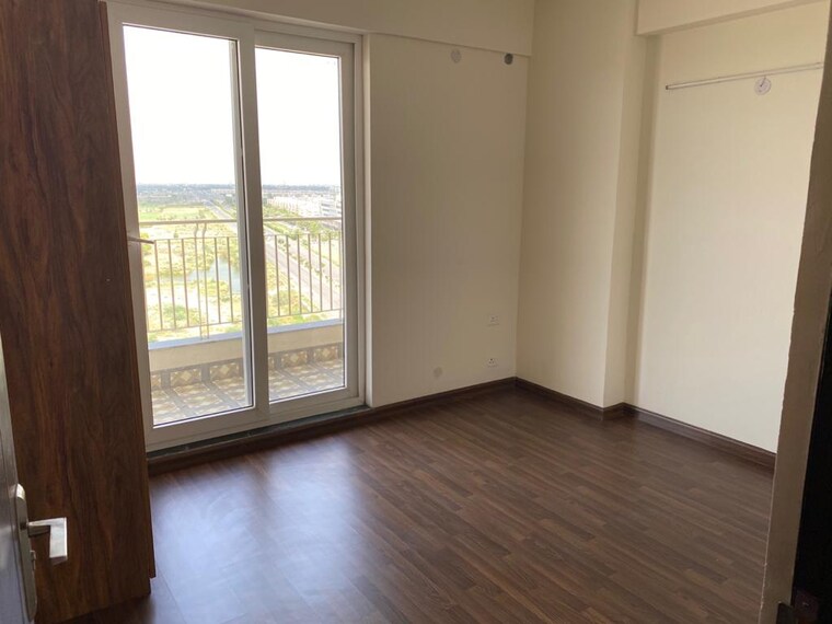 Room, bptp-park-towers 4 Bedroom 1510 Sq.Ft. Builder Floor In Sector 77 Faridabad 8826985