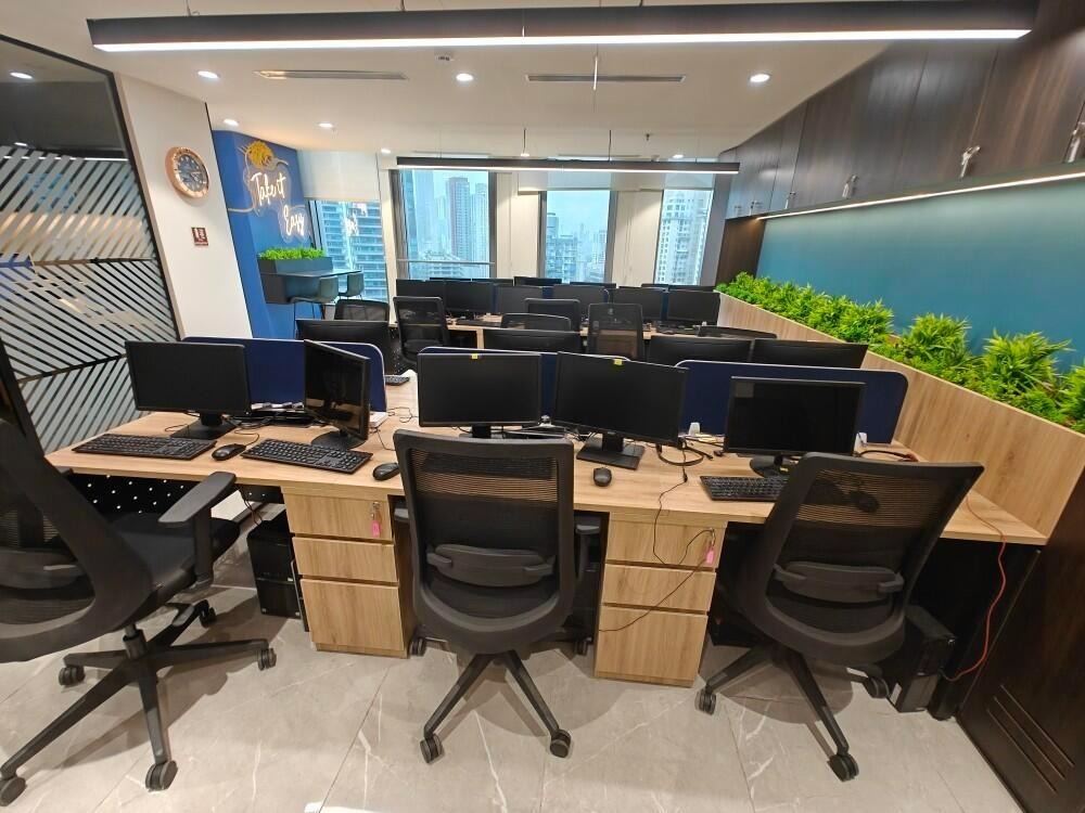 Office Space For Rent in One Lodha Place