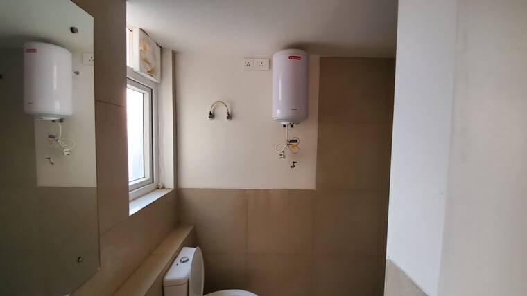 Room, emaar-palm-gardens 5 Bedroom 3750 Sq.Ft. Penthouse In Sector 83 Gurgaon 8827000