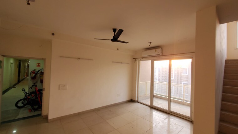 Room, emaar-palm-gardens 5 Bedroom 3750 Sq.Ft. Penthouse In Sector 83 Gurgaon 8827000