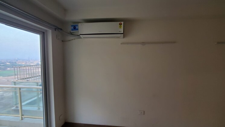 Room, emaar-palm-gardens 5 Bedroom 3750 Sq.Ft. Penthouse In Sector 83 Gurgaon 8827000