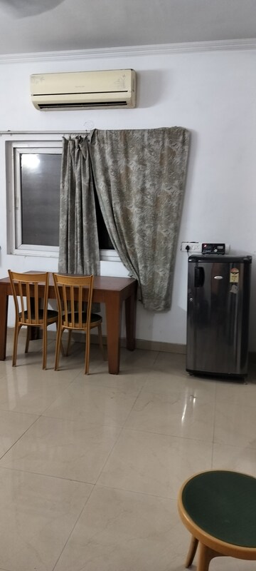 Living Room in 1.5 BHK Independent House at RWA Apartments Sector 51, Sector 51 – for Rent