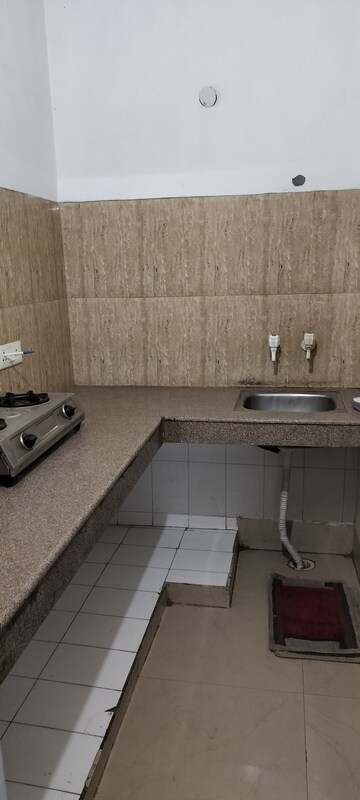 Bathroom in 1.5 BHK Independent House at RWA Apartments Sector 51, Sector 51 – for Rent