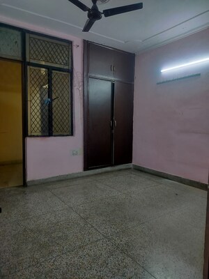 Room in 2 BHK Independent House at RWA Apartments Sector 19, Sector 19 – for Sale