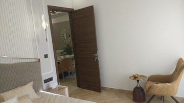 Room in 3 BHK Apartment at Raj One Good Earth, Sector 71 – for Sale