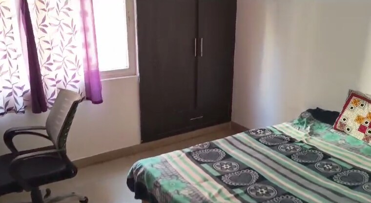 Bedroom, nimbus-the-hyde-park 2 Bedroom 915 Sq.Ft. Apartment In Sector 78 Noida 8827068