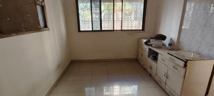 Room, giriraj-chs-naupda 2 Bedroom 850 Sq.Ft. Apartment In Naupada Thane 8827066