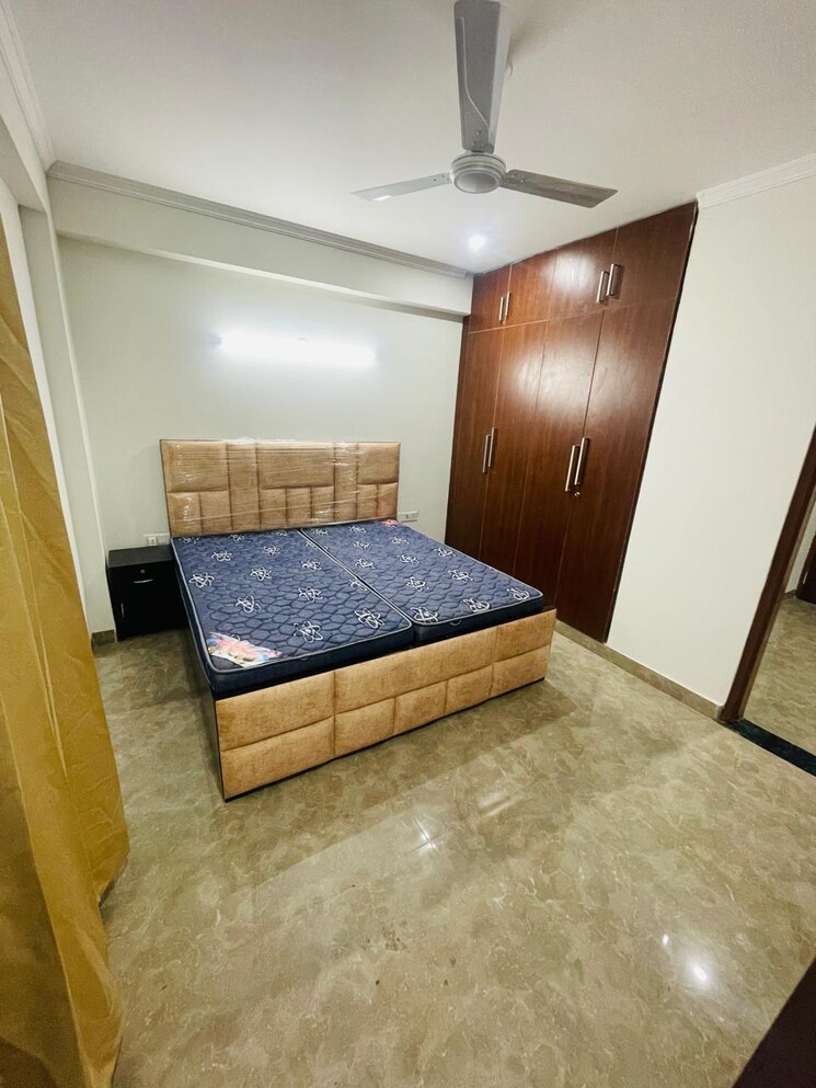 Bedroom, green-wood-city 3 Bedroom 1875 Sq.Ft. Builder Floor In Sector 45 Gurgaon 8827092