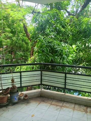 Balcony in 3 BHK Apartment at Deccan Gymkhana – for Rent