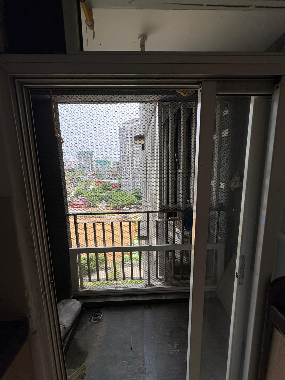 3 BHK Apartment For Rent in The Wadhwa Platina