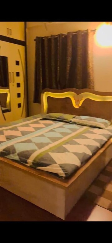 Bedroom in 3 BHK Apartment at SVS Patels Callisto, Hebbal – for Rent