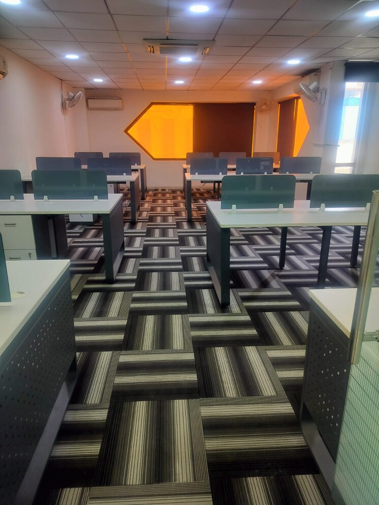 Floor Plan, sector 3 Commercial Office Space 2000 Sq.Ft. In Sector 3 Noida 8827282