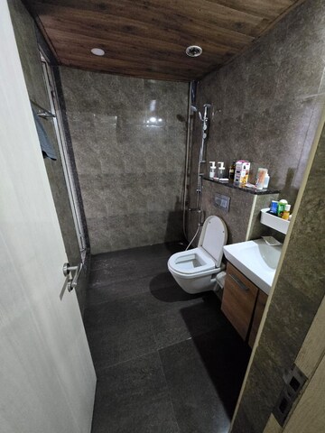 Bathroom in 2 BHK Apartment at Shapoorji Pallonji Alpine, Kandivali East – for Rent