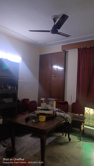 Living Room in 3 BHK Builder Floor at Ashoka Enclave 3, Sector 35 – for Rent