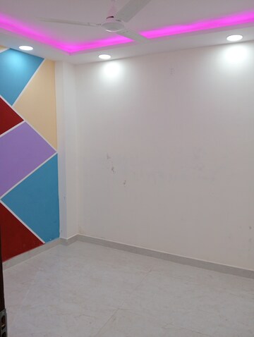 Room in 3 BHK Builder Floor at Govindpuri – for Sale