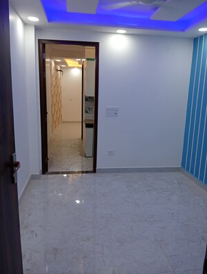Room in 3 BHK Builder Floor at Govindpuri – for Sale