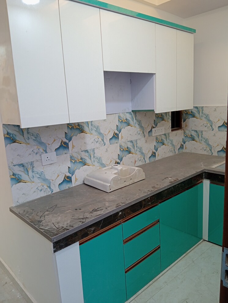 Kitchen, govindpuri 3 Bedroom 920 Sq.Ft. Builder Floor In Govindpuri Delhi 8827309