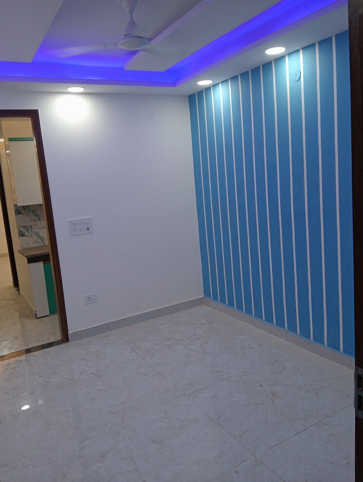 Room, govindpuri 3 Bedroom 920 Sq.Ft. Builder Floor In Govindpuri Delhi 8827309