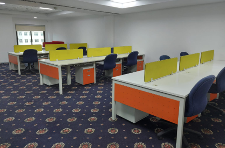 Office Space For Rent in Pramukh Plaza