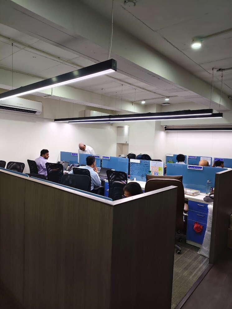 Team Area, chandak-sarvam Commercial Office Space 1000 Sq.Ft. In Jb Nagar Mumbai 8827326