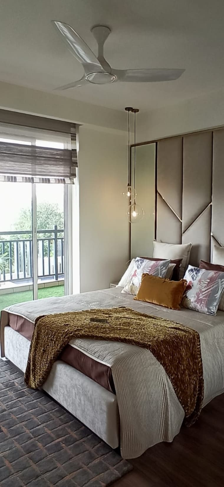 Bedroom, dlf-privana-north 4 Bedroom 3977 Sq.Ft. Apartment In Sector 76 Gurgaon 8827333