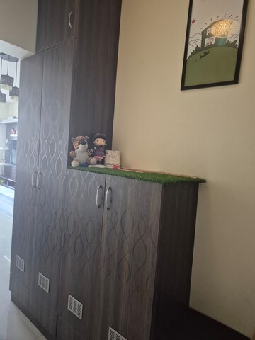 Furnished Amenities in 2 BHK Apartment at Ramky One North, Yelahanka – for Rent