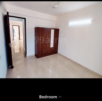 Room in 3 BHK Builder Floor at Signature Global Park 4 and 5, Sohna Sector 36 – for Rent