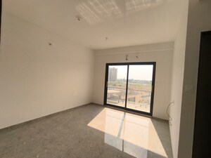 Room in 4 BHK Villa at Jahangirabad – for Sale