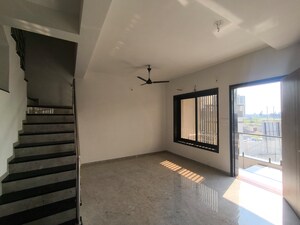 Room in 4 BHK Villa at Jahangirabad – for Sale