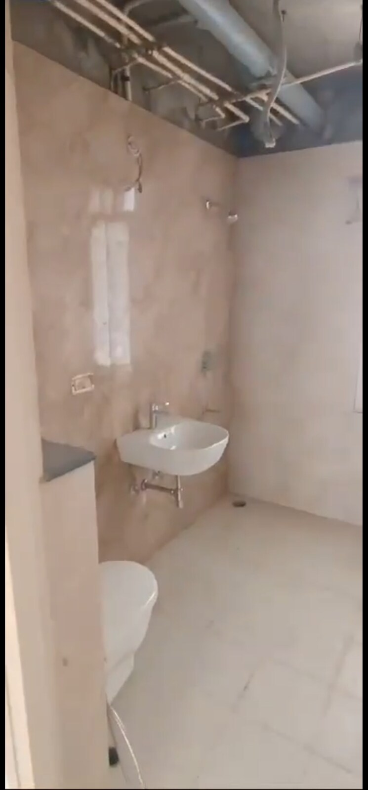 Bathroom, hero-homes-gurgaon 3 Bedroom 884 Sq.Ft. Apartment In Sector 104 Gurgaon 8827368