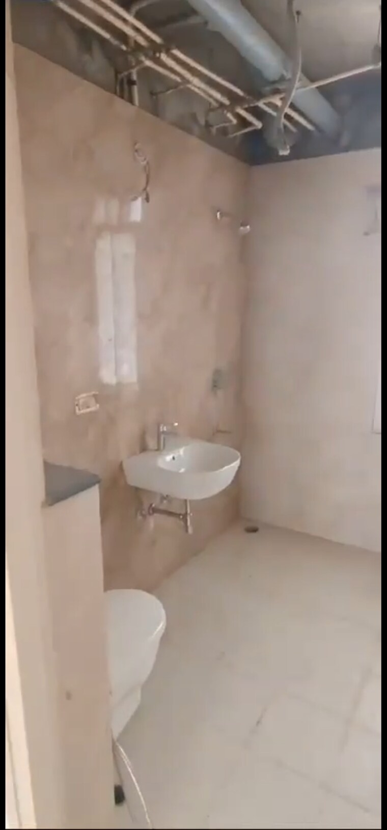 Bathroom, hero-homes-gurgaon 3 Bedroom 884 Sq.Ft. Apartment In Sector 104 Gurgaon 8827368