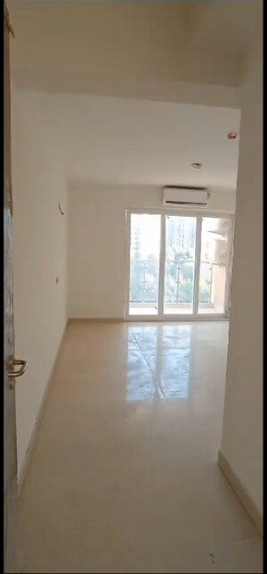 Room in 3 BHK Apartment at Hero Homes Gurgaon, Sector 104 – for Sale