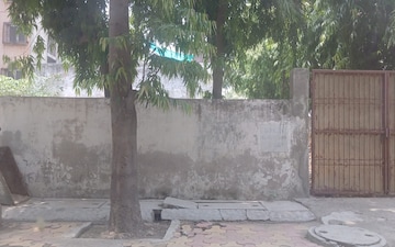 Plot For Sale in Sector 20