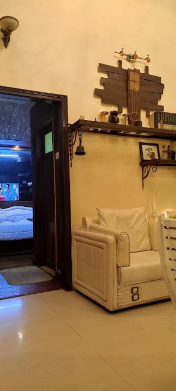  3 BHK Apartment at Silver Arch Spring Co Operative Housing Society Ltd, Andheri West – for Sale