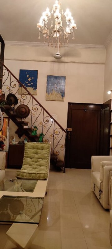  3 BHK Apartment at Silver Arch Spring Co Operative Housing Society Ltd, Andheri West – for Sale