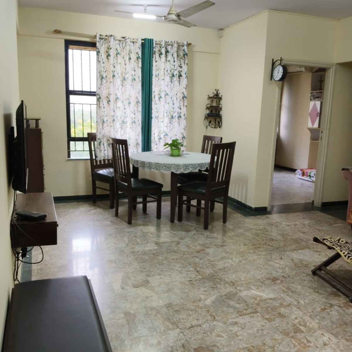 2 BHK Apartment For Rent in Hiranandani Estate Polaris