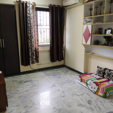 Bedroom in 2 BHK Apartment at Hiranandani Estate Polaris, Hiranandani Estate – for Rent