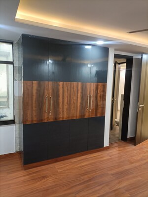 Room in 3.5 BHK Builder Floor at Paschim Vihar – for Sale