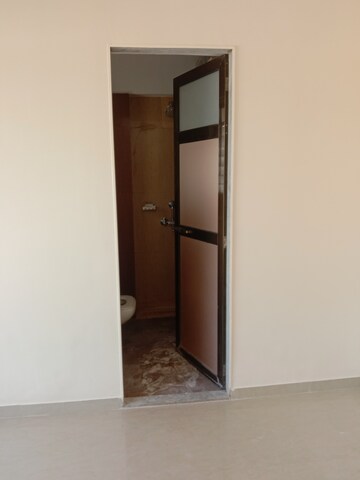 Room in 2 BHK Apartment at Bonaventure Tower, Dahisar West – for Rent
