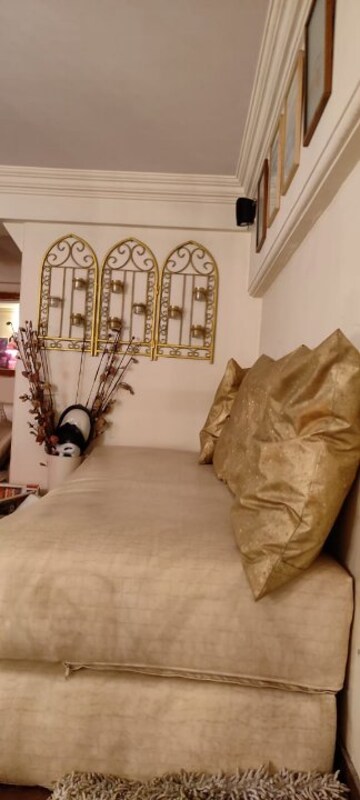Furnished Amenities in 3 BHK Apartment at Silver Arch Spring Co Operative Housing Society Ltd, Andheri West – for Sale