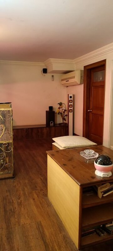  3 BHK Apartment at Silver Arch Spring Co Operative Housing Society Ltd, Andheri West – for Sale
