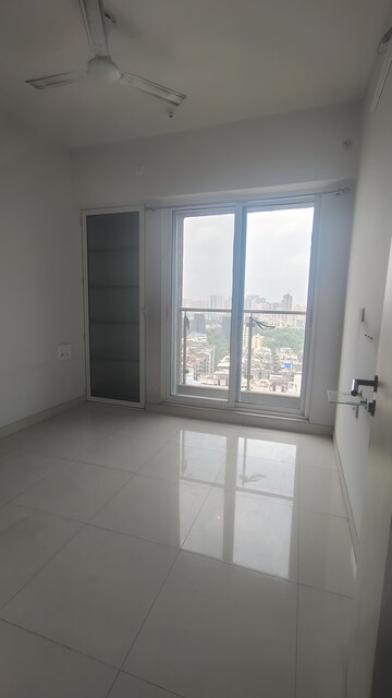 Room in 2 BHK Apartment at Ashar Edge, Pokhran Road No Two – for Rent